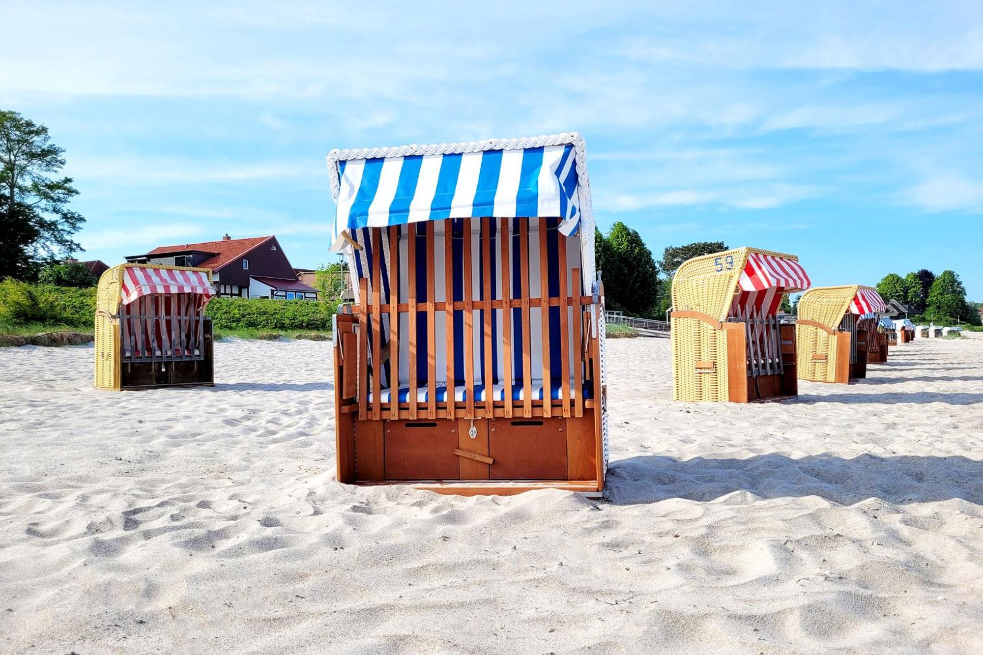 Hochwertige Ferienwohnung Mit Sonnenterrasse & Gartenblick, Nur Wenige Gehminuten Zum Strand Шарбойц Екстер'єр фото